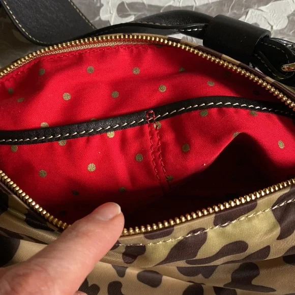 Kate Spade like new (used once) mini gabi camel purse - Picture 9 of 13